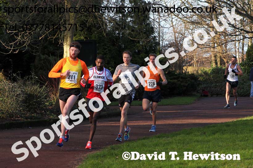 Ronnie Walker Saltwell 10k Road Race. Photo: David T. Hewitson/Sports for All Pics
